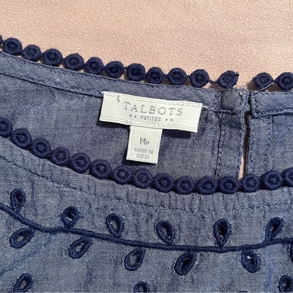 Talbots medium petite blue linen casual woven top - Picture 5 of 7